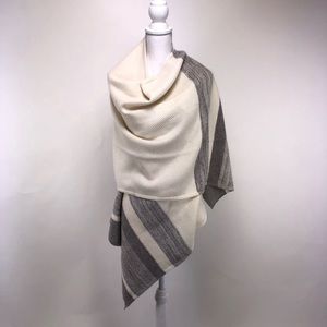 Club Monaco Wrap Shawl Scarf Ivory & Grey OS